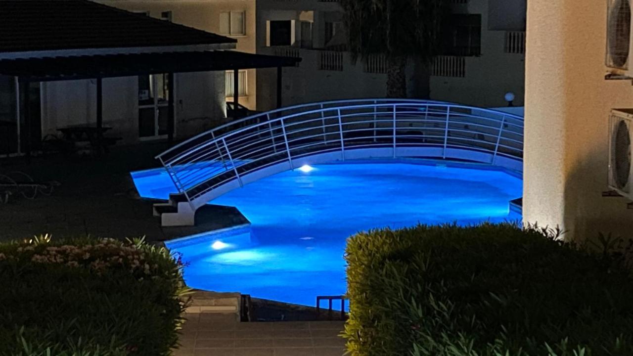 Beautiful 2 Bed Apartment In Peyia Valley, Paphos Exterior foto