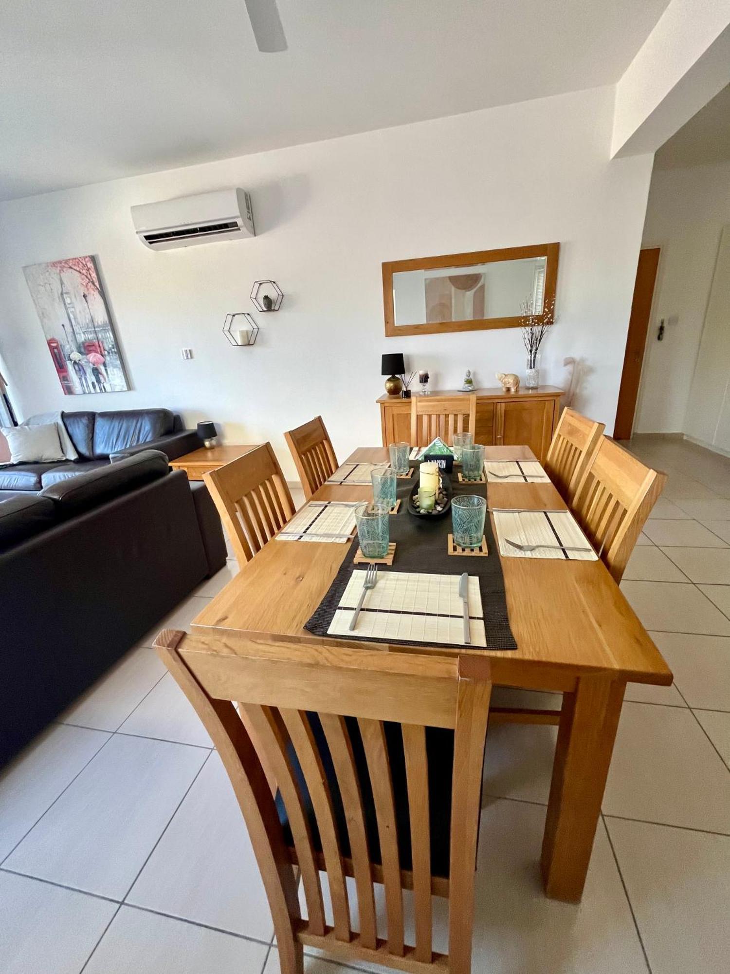 Beautiful 2 Bed Apartment In Peyia Valley, Paphos Exterior foto