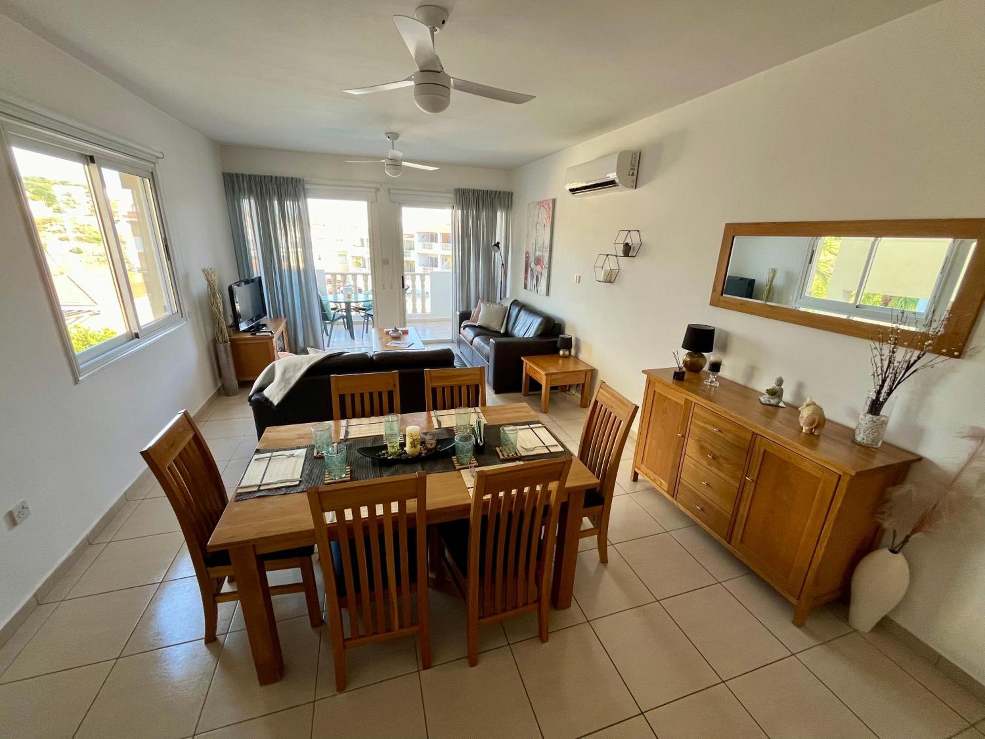 Beautiful 2 Bed Apartment In Peyia Valley, Paphos Exterior foto
